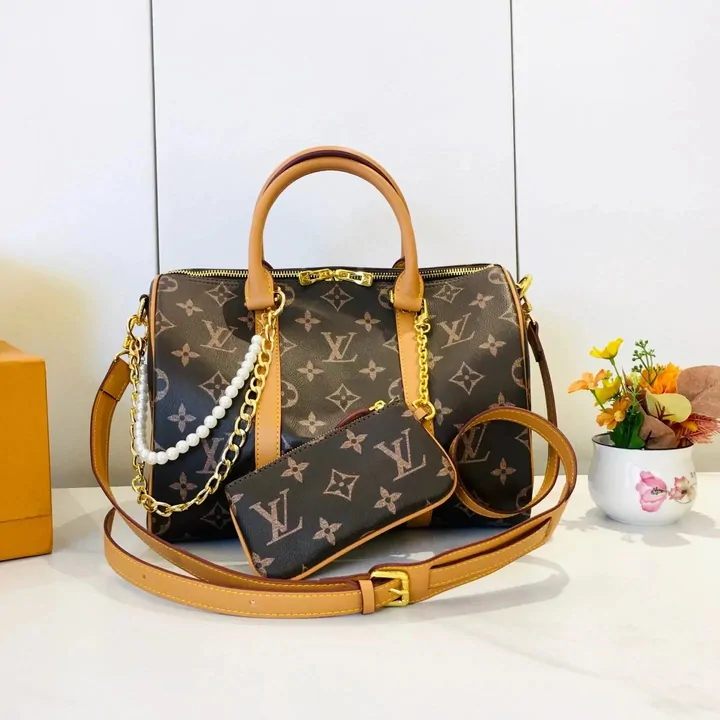 Bag listing from the catalogue, the kind of item whose seller page disappears most often